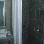 호텔 Rita's Place 2*