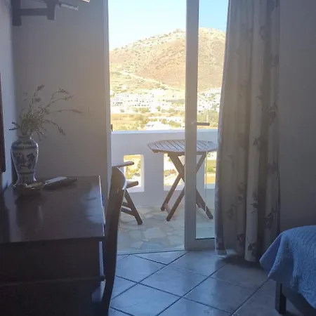 Rita's Place 2* איוס חורה