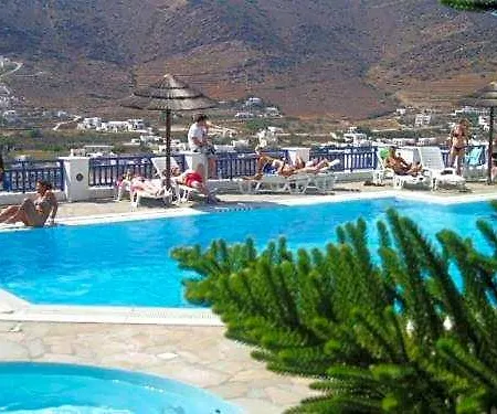 Rita's Place Hotel 2*