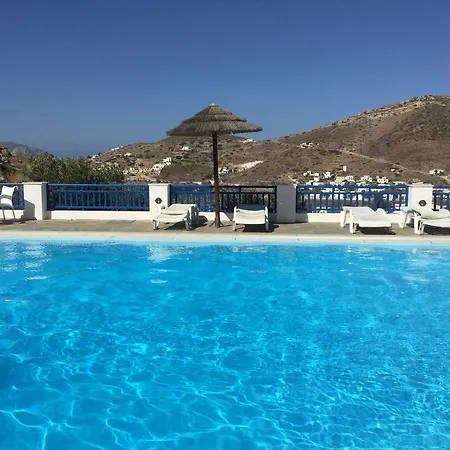 Rita's Place Chora (Ios)