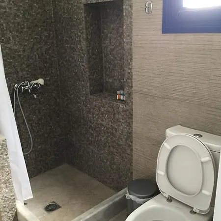 Rita's Place 2* איוס חורה
