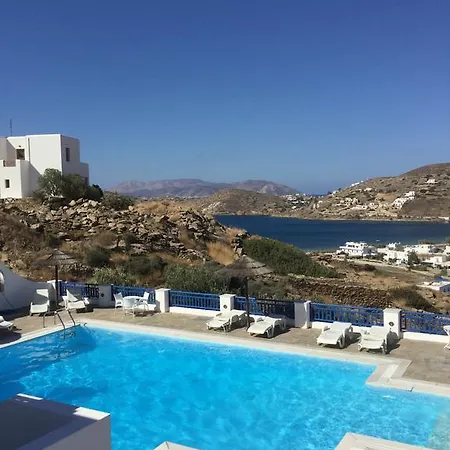 Hotel Rita's Place Ios