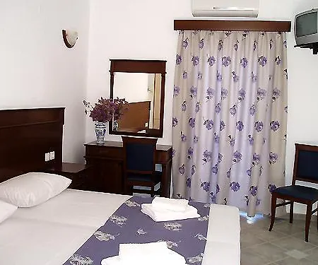 Rita's Place Ξενοδοχείο Ίος
