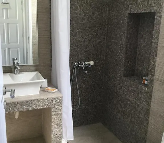 Rita's Place איוס חורה